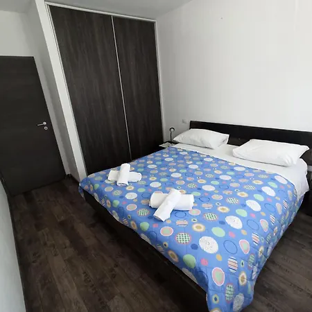 Mira Apartman Póla