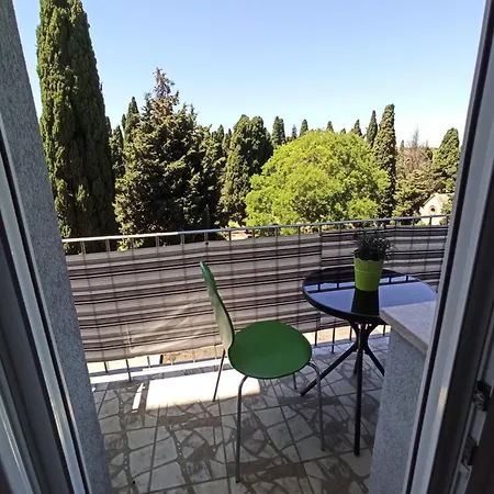 Apartman Mira